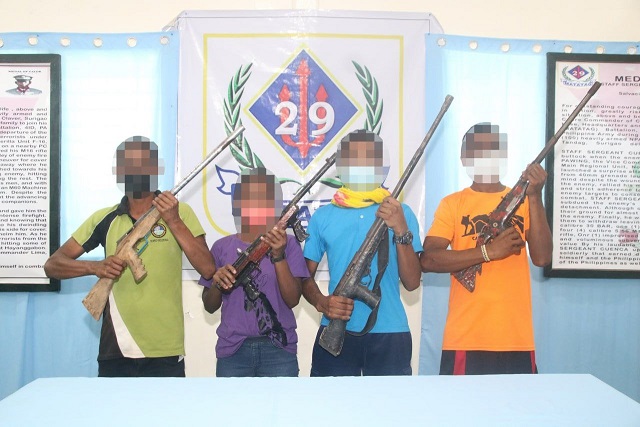 4 CTG Members Surrender days after an Armed Encounter with Gov’t Troops in Agusan del Norte